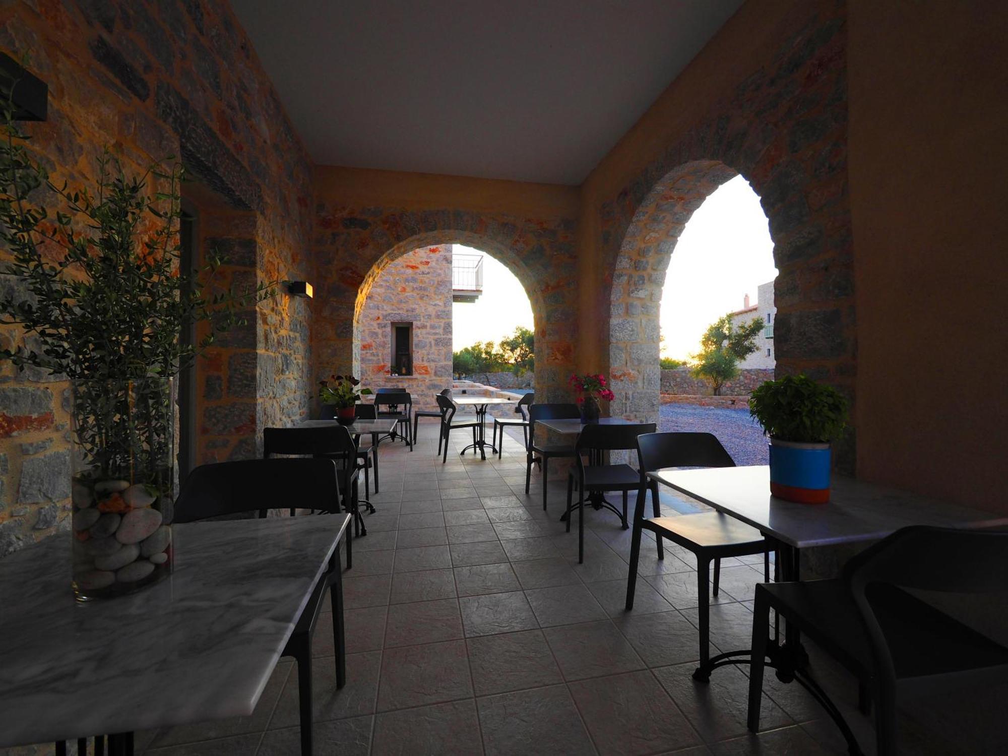 Terra Di Pietra Exclusive Suites & Apartments 에리아폴리스 외부 사진