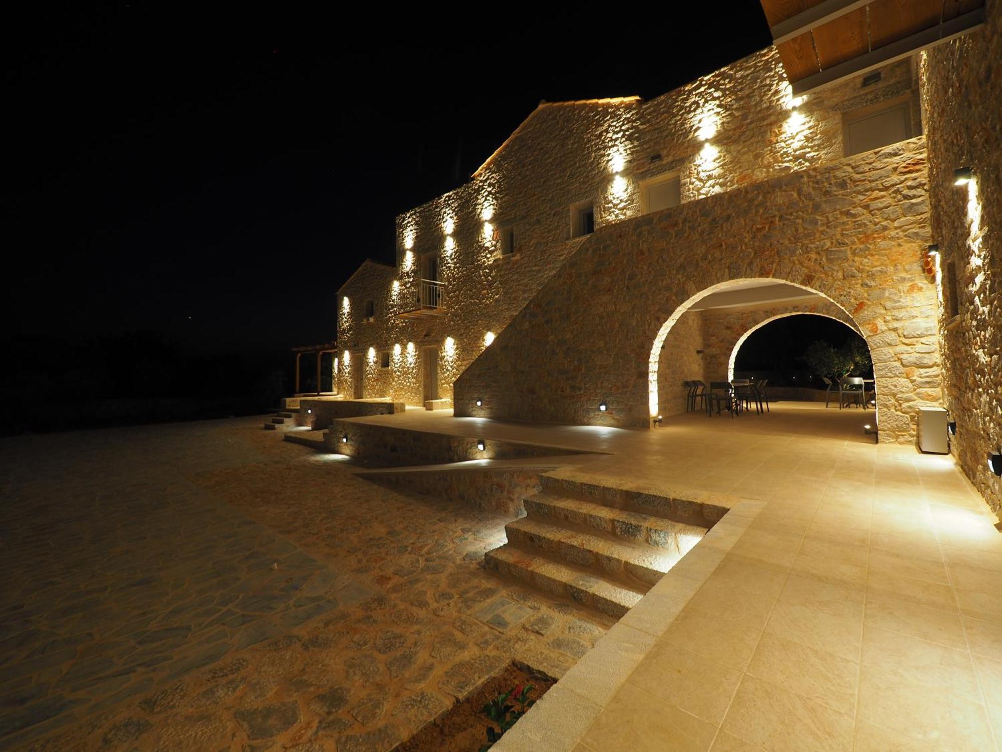 Terra Di Pietra Exclusive Suites & Apartments 에리아폴리스 외부 사진
