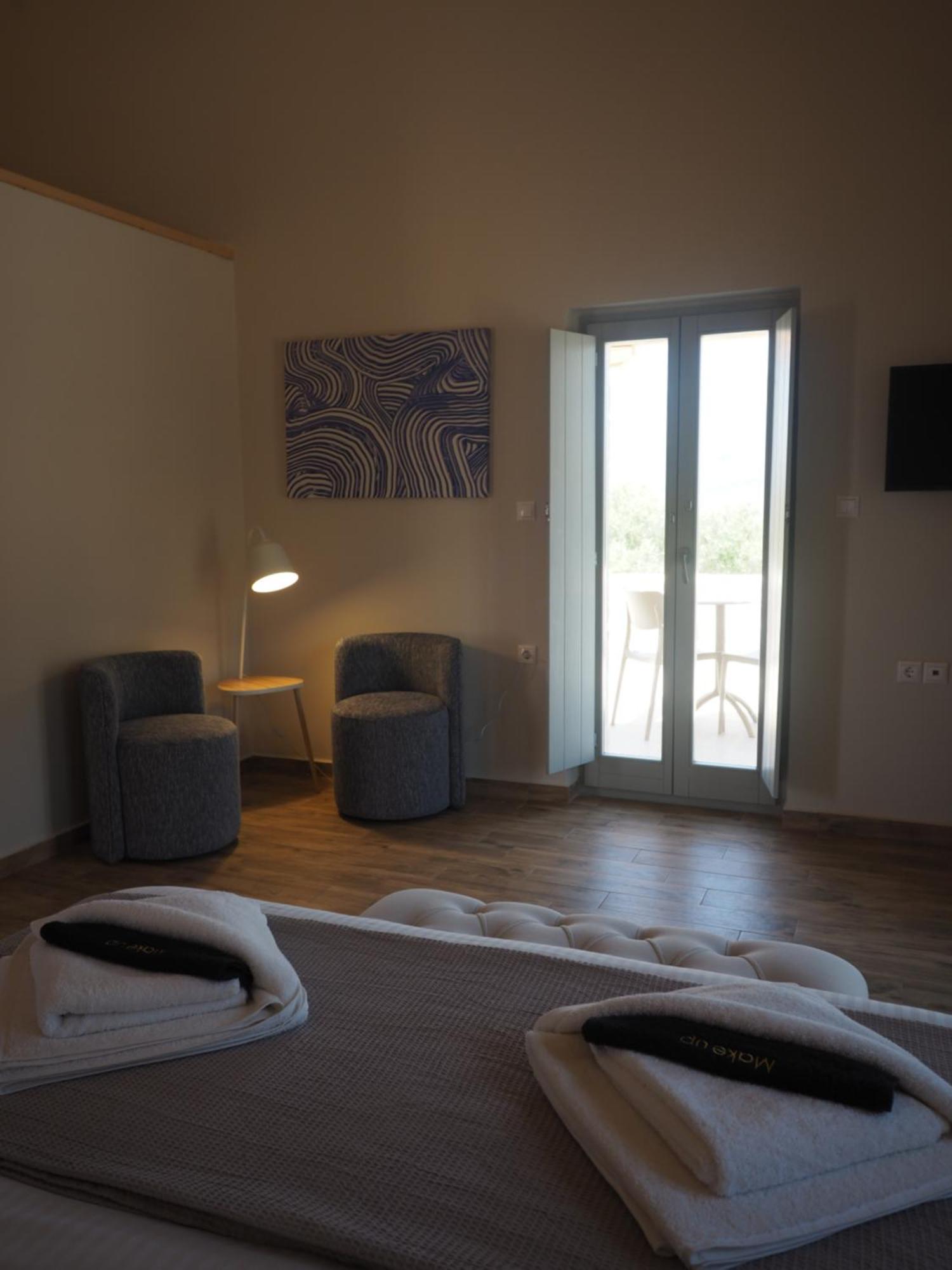 Terra Di Pietra Exclusive Suites & Apartments 에리아폴리스 외부 사진